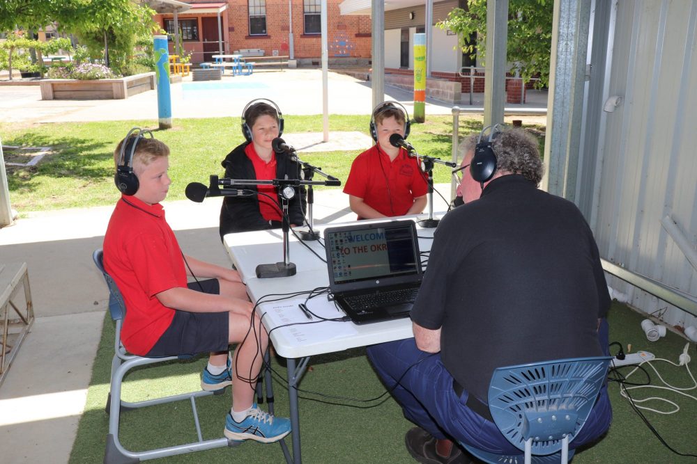 Pyalong Primary School students guest star on OKR FM