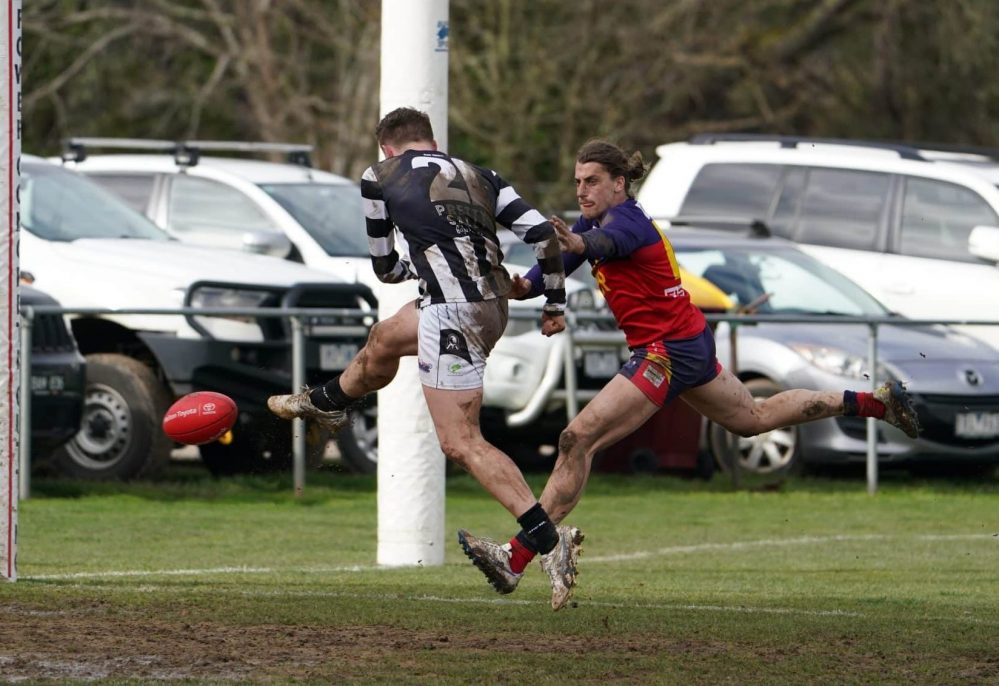 Magpies surge into semi final