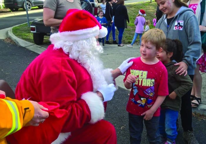 Wandong unites for Christmas Carols 1 wandong carols 2