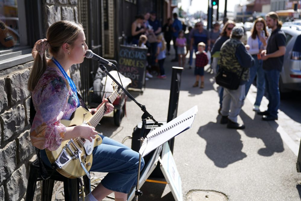 Kilmore Art Expo & Busking Championships: GALLERY 36 A9200884 1 scaled e1682316481408