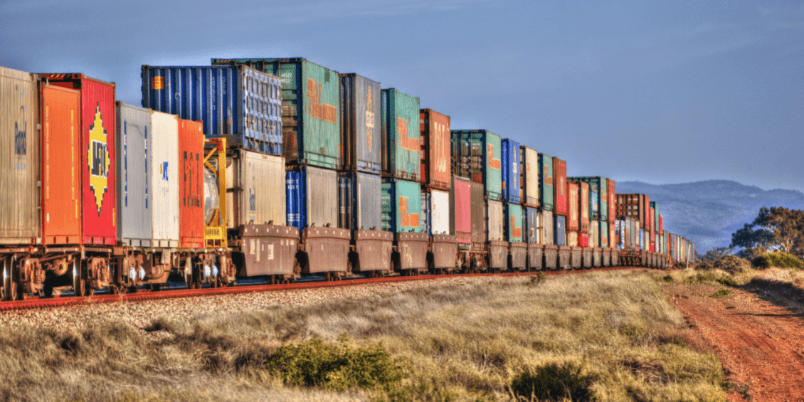 Inland rail review backs Beveridge
