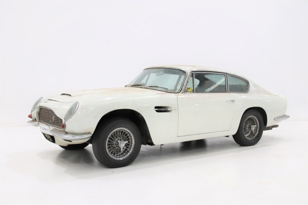 1967 Aston Martin DB6 Vantage
