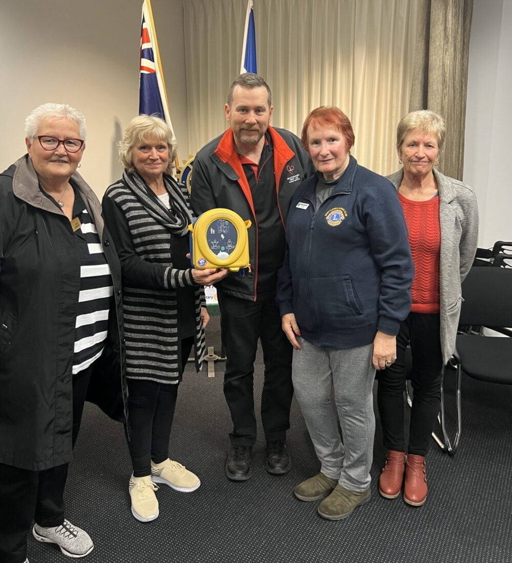 Defibrillators donated for Whittlesea township