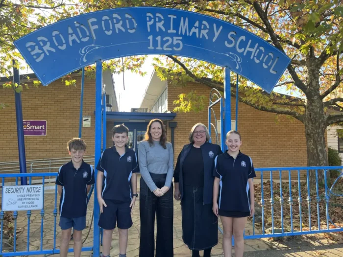School captains Taylor Harrison left and Heidi right with Treasurer Jaclyn Symes middle and BPS principal Jennene Cooney 1068w WebRdy