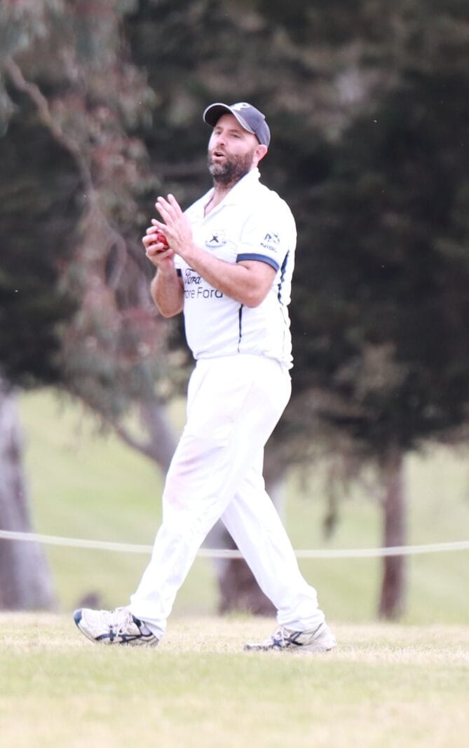 GDCA Kilmores Dale Tassone takes a casual catch