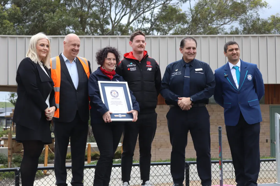 Guiness World Record_1068w-WebRdy