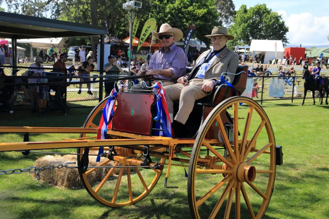 Pioneer remembered 1 Robert17Mainpic 1068w WebRdy