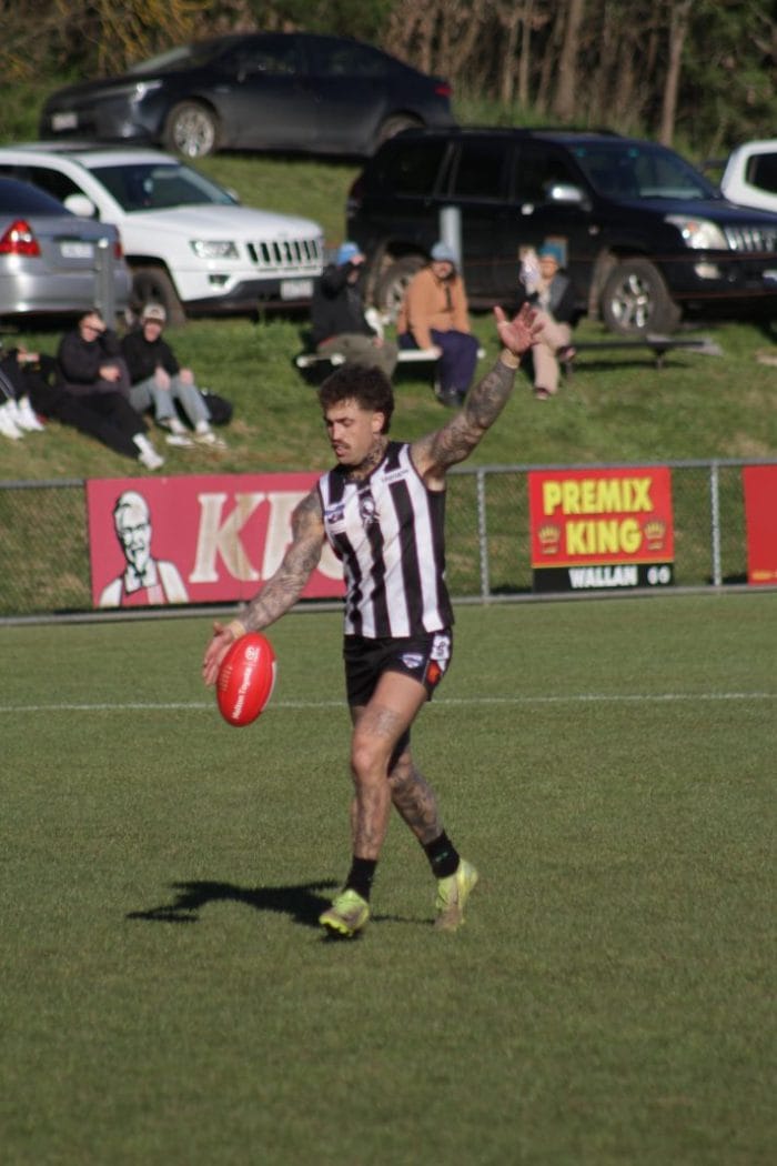 Wallan crushes Lancefield by 223 points in RDFNL as Lachlan Smart kicks 12 goals 1 Lachie Smart04