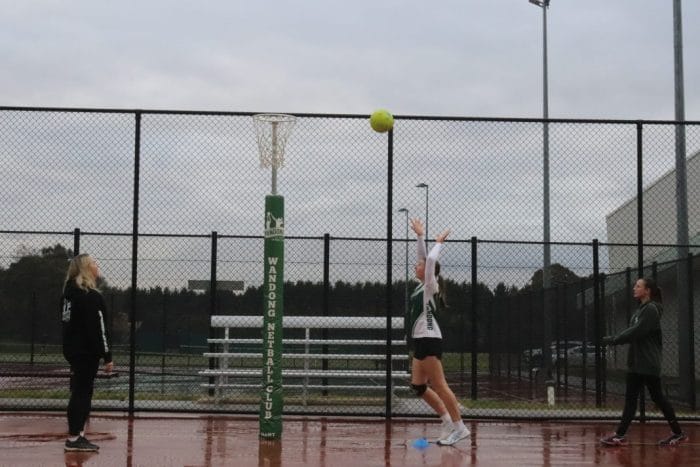 Helping hand for Wandong 1 Wandongnetball11