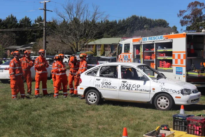 Car Show wows Wallan 3 Kilmore SES 1068w WebRdy