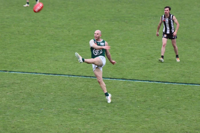 Tom Mitchell 1068w WebRdy